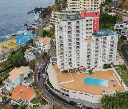 Do Mar E Lua Funchal (Madeira)